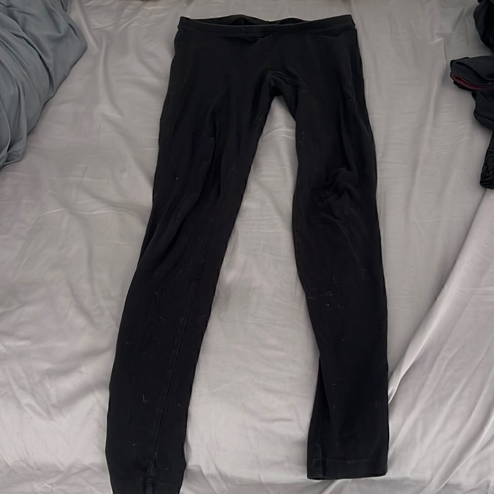 Hue black leggings, size S